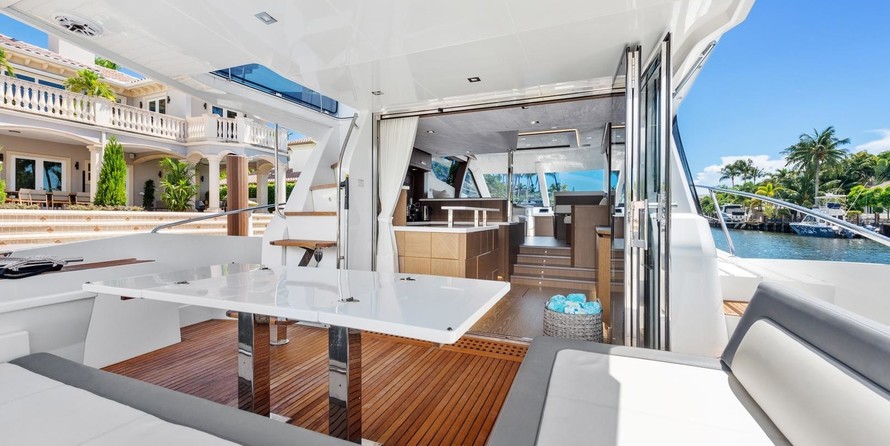 Galeon 550 Fly