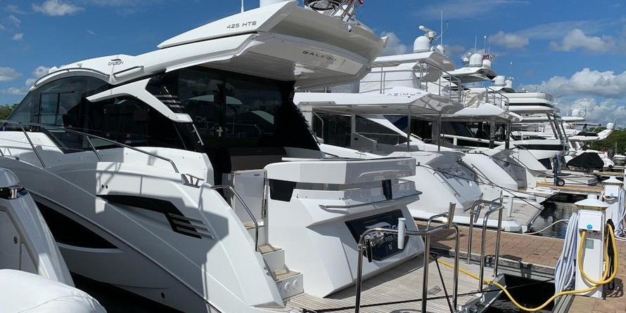 Galeon 425 HTS