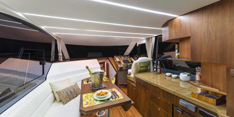 Galeon 360 FLY
