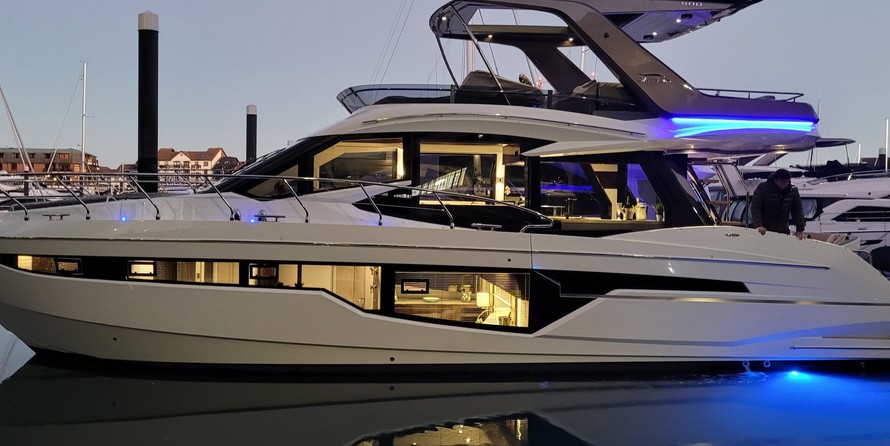 Galeon 500 Fly