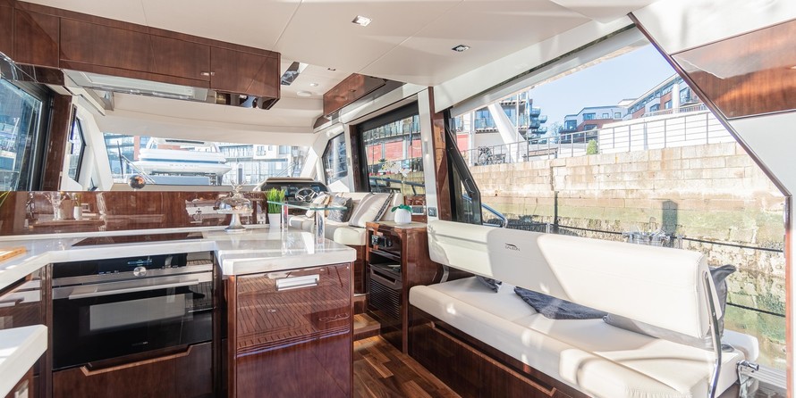 Galeon 500 Fly